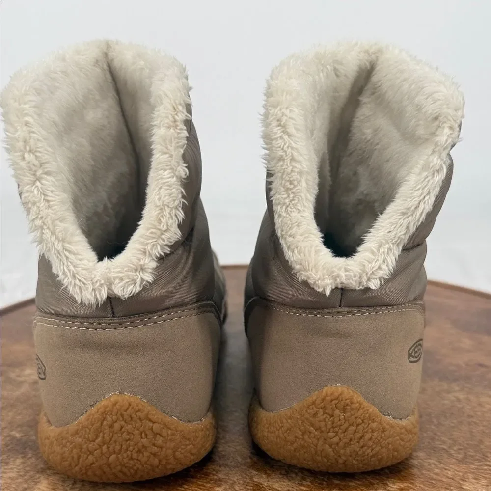 KEEN Boots Wm 6 Howser Fold Down Taupe Winter Ankle Cream Faux-Fur
